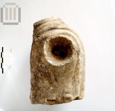 Statue [fragment]