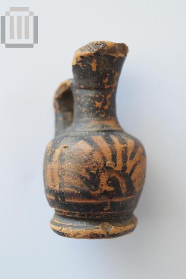 Squat lekythos