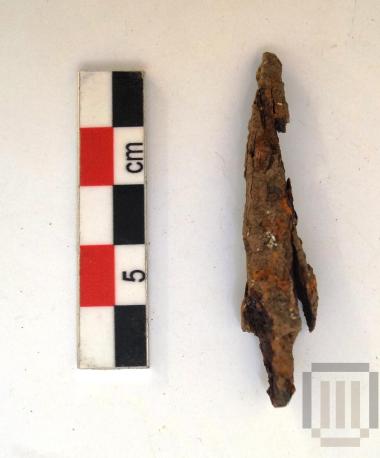 Triangular spearhead