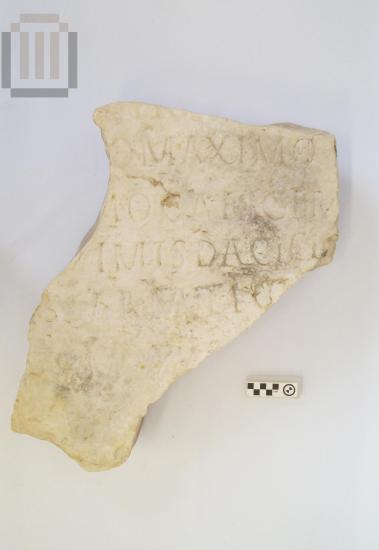 Ενεπίγραφο θραύσμα λίθου από τη Φωτική