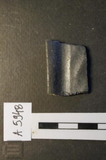 Rim fragment of an open-shaped vase