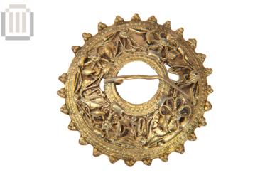 Voukla, chest buckle - Pectoral jewelry