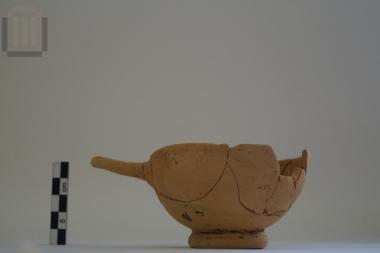 One-handled small bowl