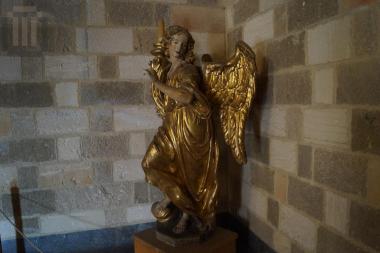 Wooden angel-shaped candelabrum