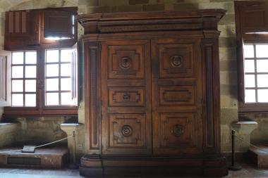 Ντουλάπα δίφυλλη