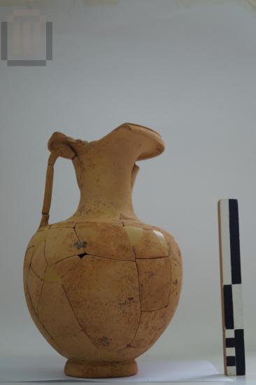 Vase of closed shape