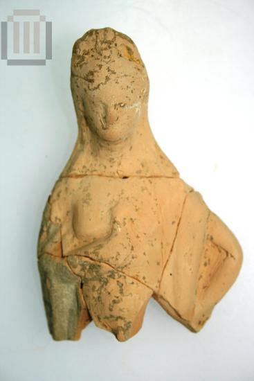 Clay female figurine
