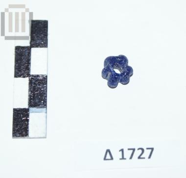 Glass melon-shaped bead
