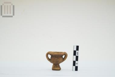 miniature Kanthariskos