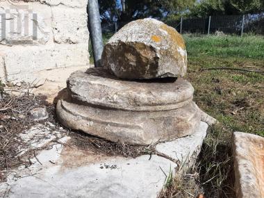 Base of column