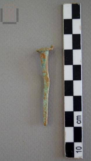 Χάλκινο καρφί