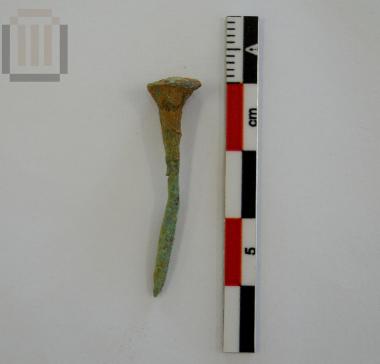 Χάλκινο καρφί