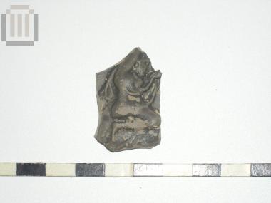 Όστρακο ανάγλυφου σκύφου