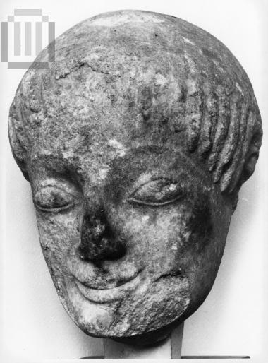 Κεφαλή από άγαλμα κούρου.