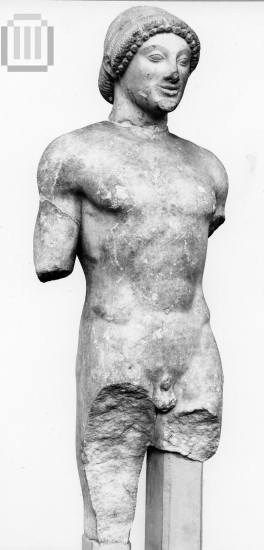 Άγαλμα κούρου.