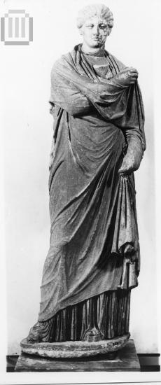 Female Statue in  the Small Heraklitissa type.