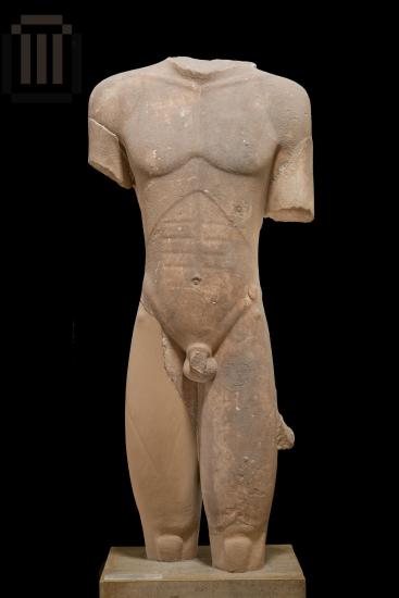 Κορμός υπερφυσικού αγάλματος κούρου