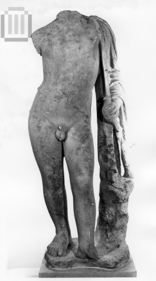 Statuette of a boy