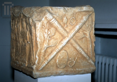 Ταυροβολικός βωμός