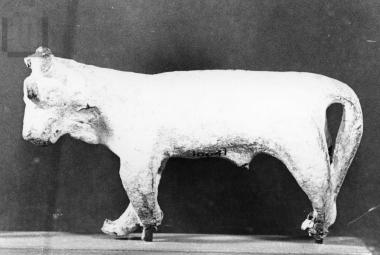 Bull figurine