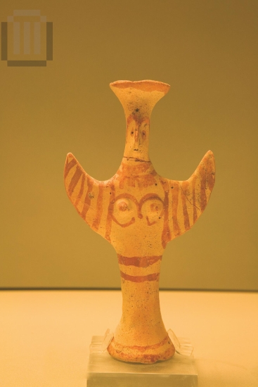 Female figurine of type psi (Ψ)