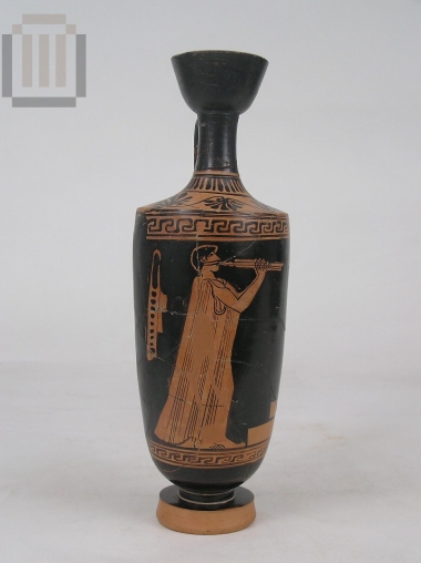 Red-figure  lekythos, by Bowdoin painter.