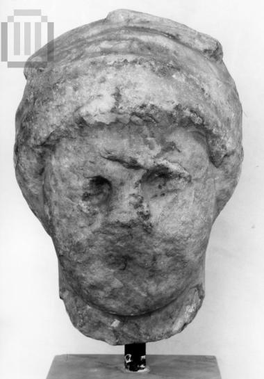 Male statue head (probably spurious work).