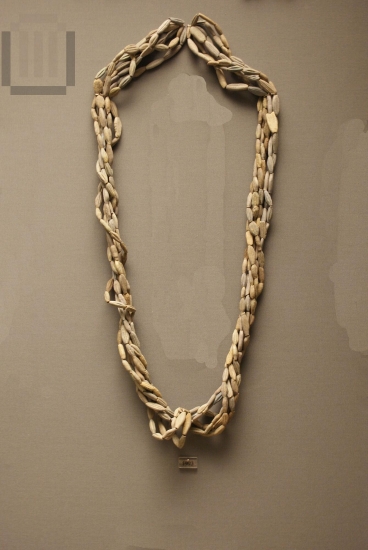 Faience necklace with one thousand two hundred and seventy beads