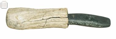 Λαβή σμίλης  από κέρατο ελαφιού.