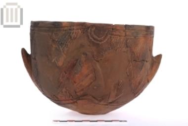 Φιάλη (ή σκύφος;)