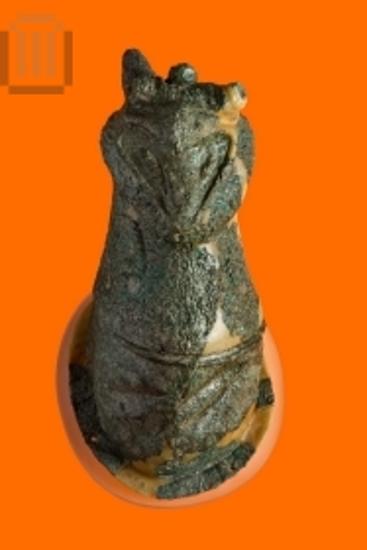 Bronze bust of a griffin as an attachment for lebes