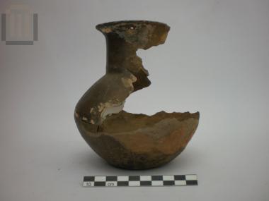 Globular vase with neck