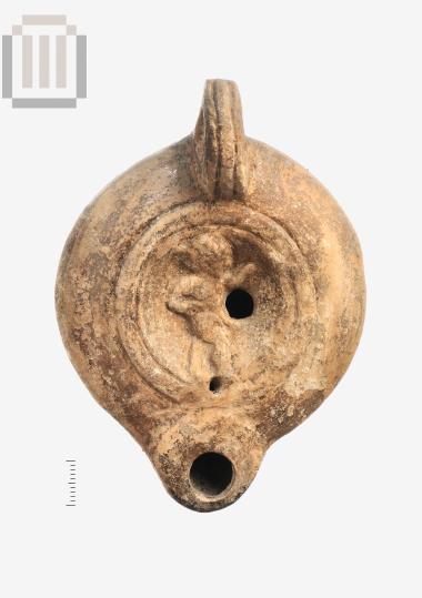 Πήλινος λύχνος από τη Μαζαρακιά