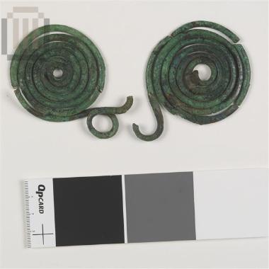 Χάλκινη οκτώσχημη πόρπη