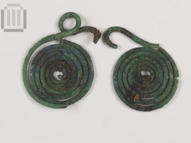 Χάλκινη οκτώσχημη πόρπη