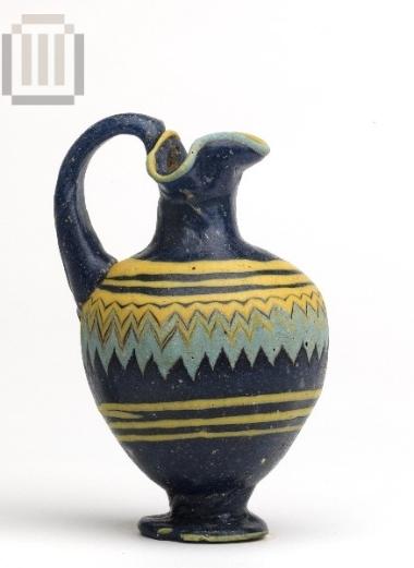 Γυάλινη τριφυλλόστομη οινοχοΐσκη