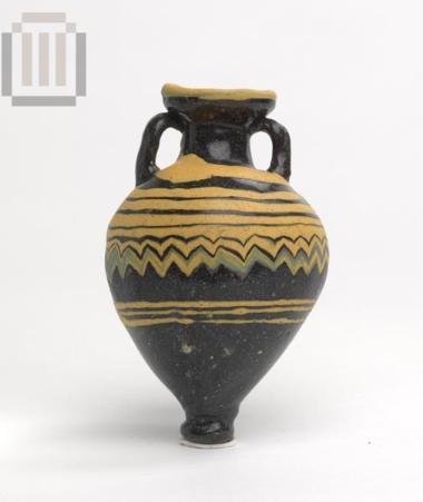 Γυάλινος οξυπύθμενος αμφορίσκος