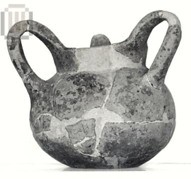 Three-handled kantharos