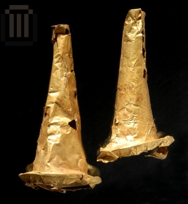 Two gold objects of unknown use