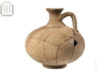 Πήλινη λάγυνος από τη Μαζαρακιά