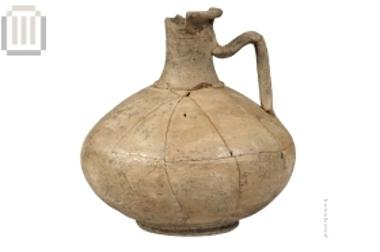 Πήλινη λάγυνος από τη Μαζαρακιά