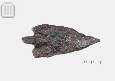 Σιδερένια αιχμή βέλους από το Δυμόκαστρο