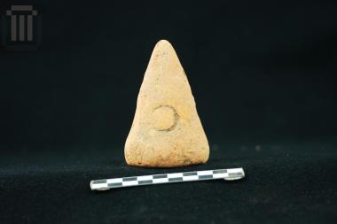 Πήλινη ενσφράγιστη κωνική αγνύθα