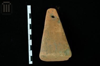 Pyramidal loom weight