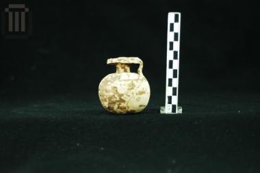 Globular aryballos
