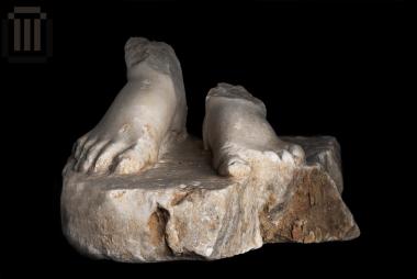 Child statue fragment