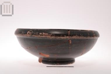 Black glazed handless skyphos