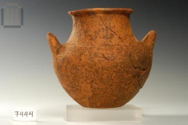 Πήλινος χειροποίητος αμφορίσκος