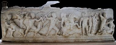 Μαρμάρινη σαρκοφάγος με τους δώδεκα άθλους του Ηρακλή