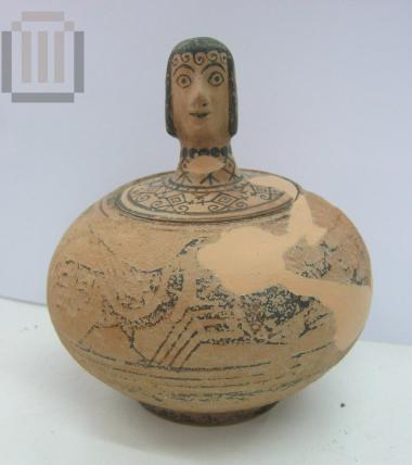 Pyxis with lid
